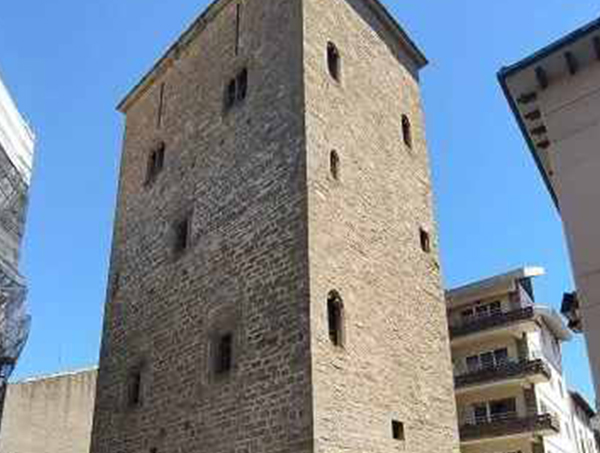 Torre-del-Reloj-o-carcel-de-Jaca